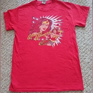 Wonder woman t-shirt